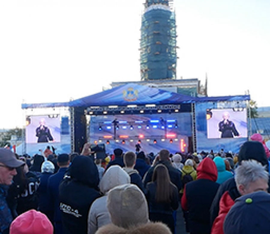Звёзды эстрады выступили на праздничном концерте в Костроме