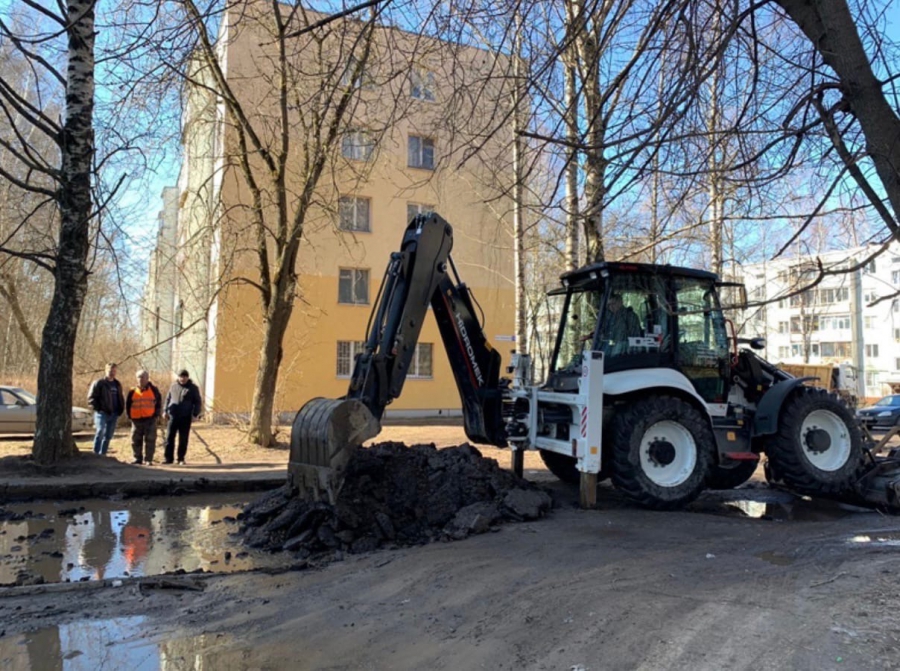 В Костроме стартовал ремонт дворов: жители хотят больше парковок