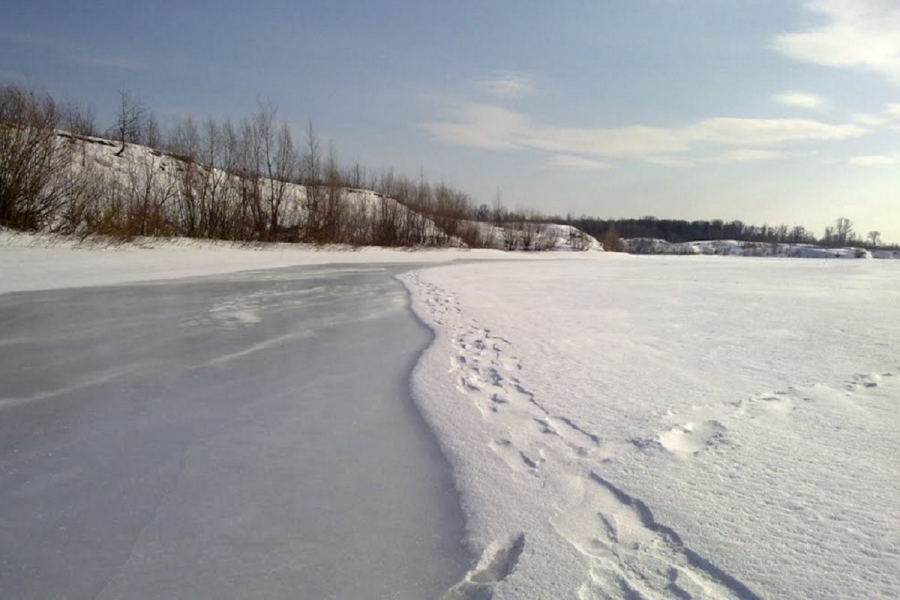 Лед на Волге в Костроме по-прежнему остается опасным