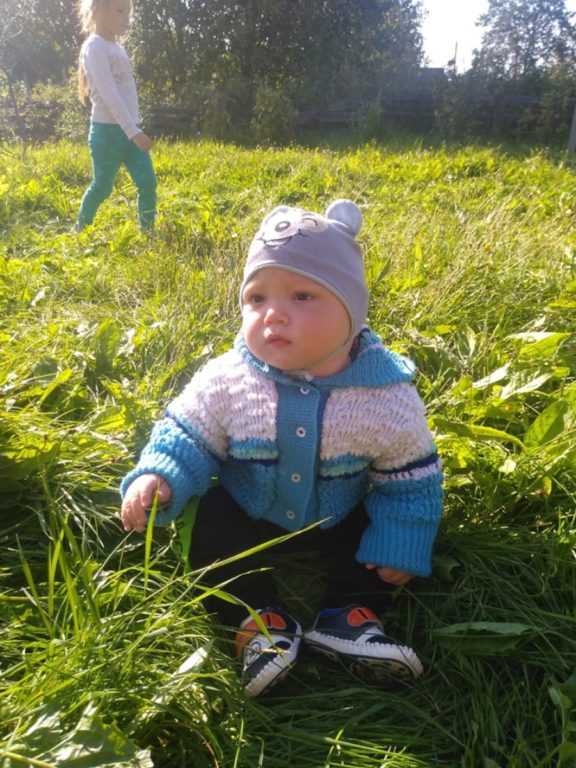 Жизнь симпатичного малыша из Костромской области врачи оценили в неподъёмную для семьи сумму