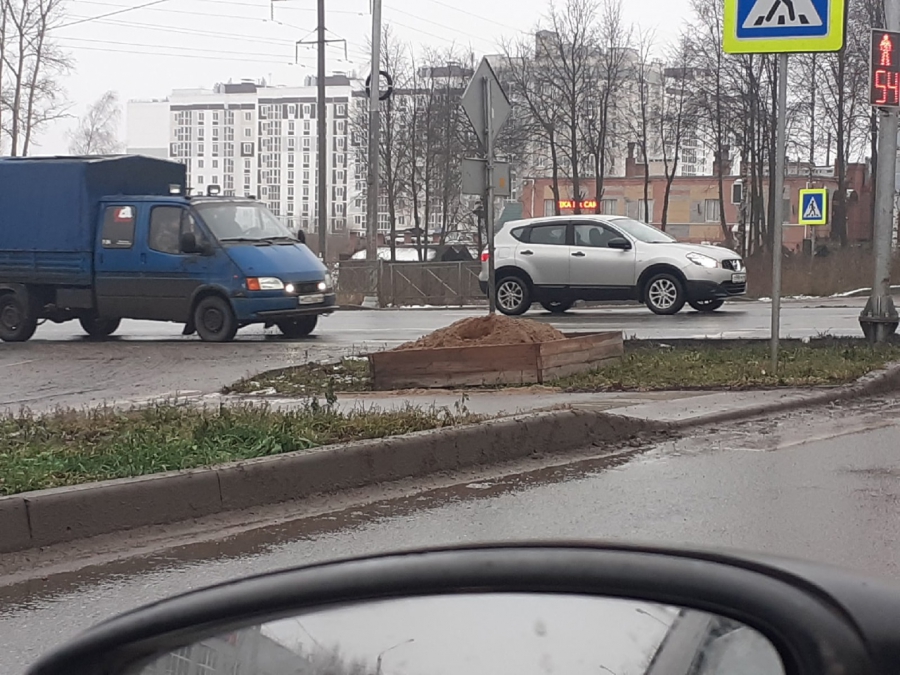 Для водителей большегрузов в Костроме обустроили песочницу