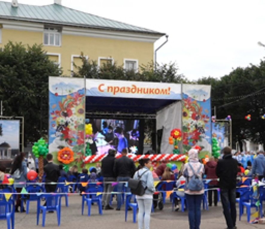 В Костроме стартовал благотворительный фестиваль «Детский киномай»