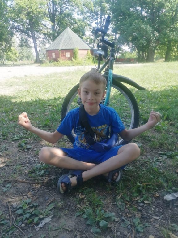 Срочный сбор: 9-летнему Арсению Морозову из Костромы требуется дорогостоящее лекарство