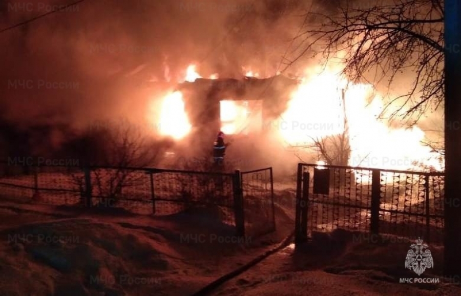 За сутки в Костромской области сгорели четыре жилых дома и хозпостройка