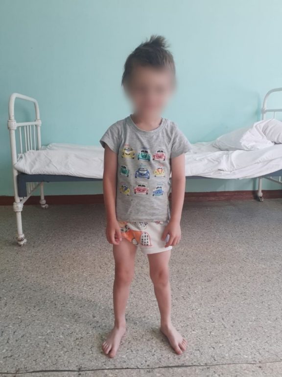 В костромском посёлке нашли гуляющего ночью без родителей  4-летнего мальчика