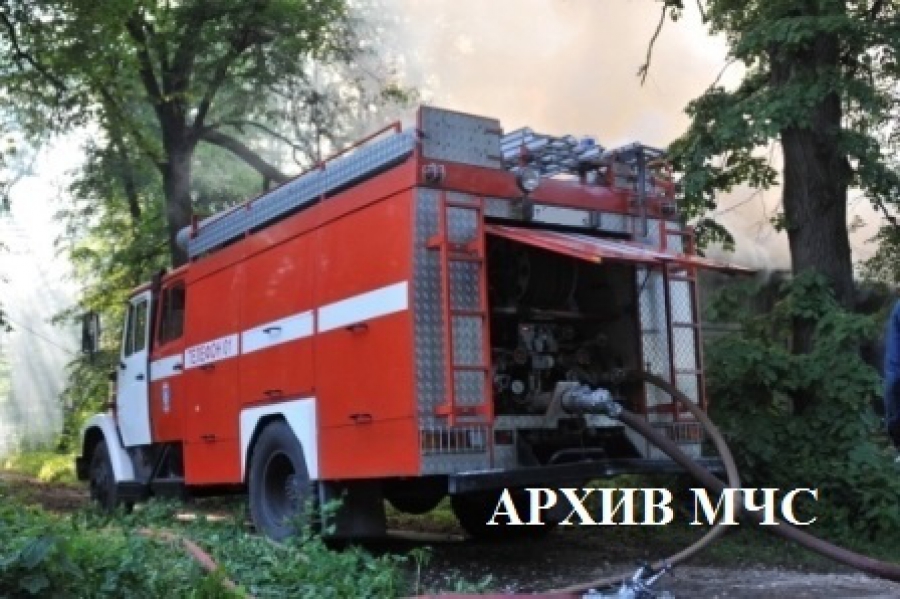 В Костромской области спалили целый двор с домом и хозпостройками