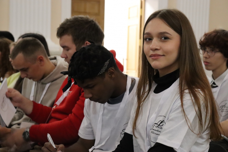 Костромские студенты принимают гостей на «Фестивале грамотности»