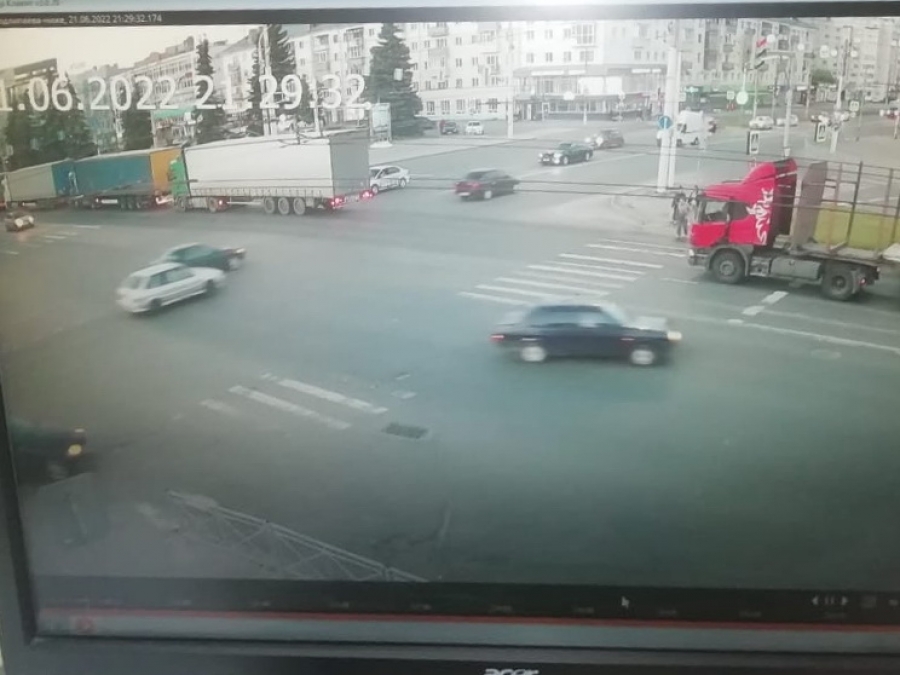 В Костроме оштрафовали водителя фуры за создание пробки