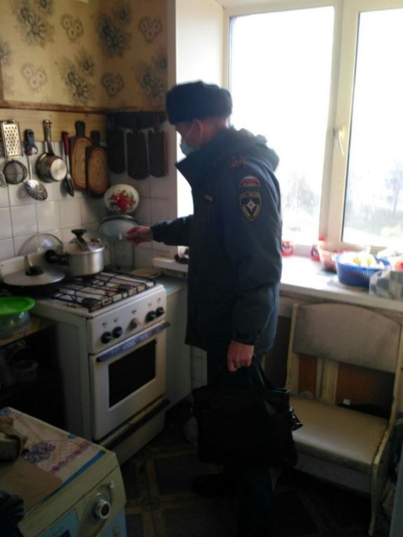 Чтобы не случилось беды: в частных домах Костромы проверяют пожарную безопасность