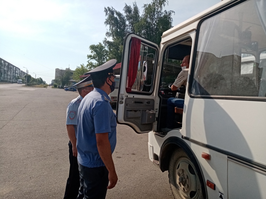 В Костромской области арестовали два пассажирских автобуса