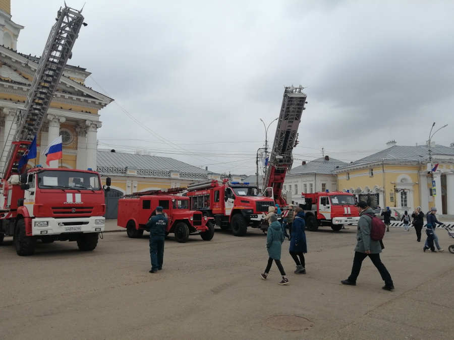 В Костроме с размахом отпраздновали День пожарной охраны России