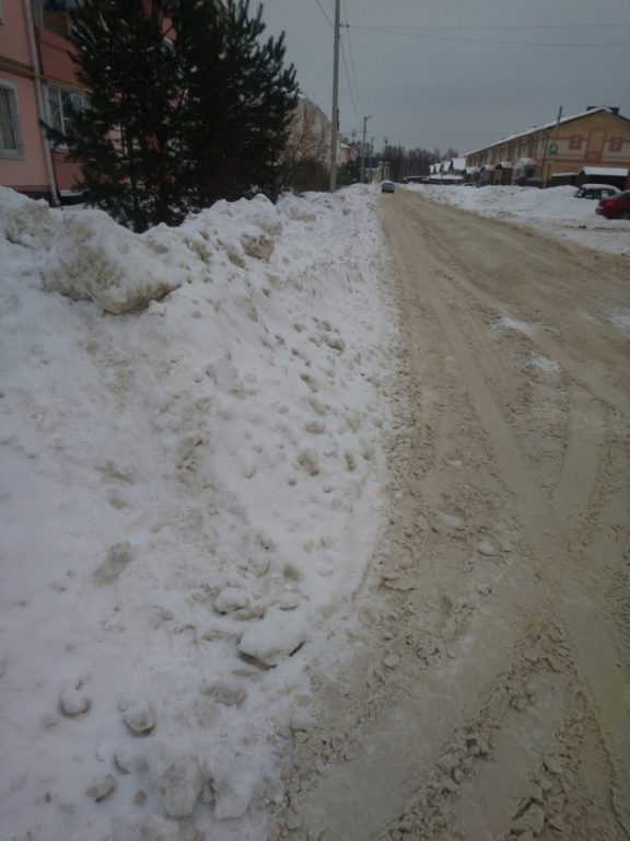 Жители костромской Венеции потеряли тротуары под снегом