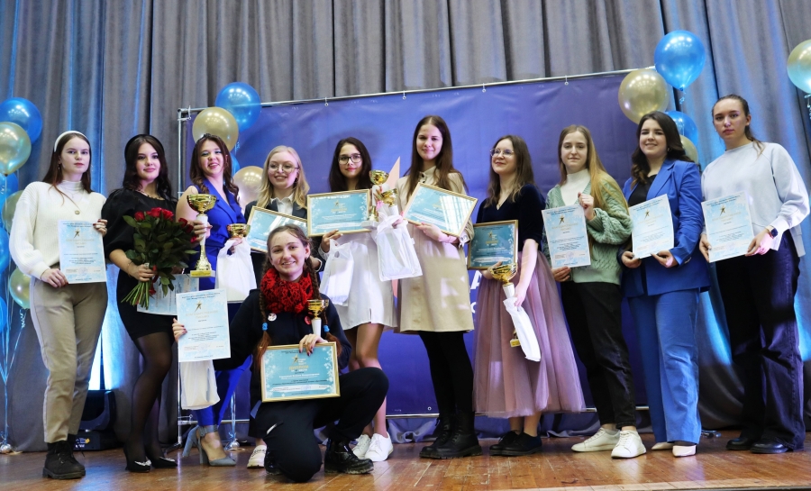 В Костромском областном конкурсе «Студент года» принимали участие исключительно девушки