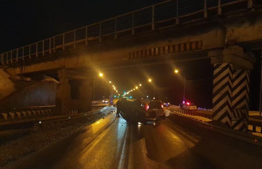 Пьяный водитель устроил серьезное ДТП на дороге под Костромой