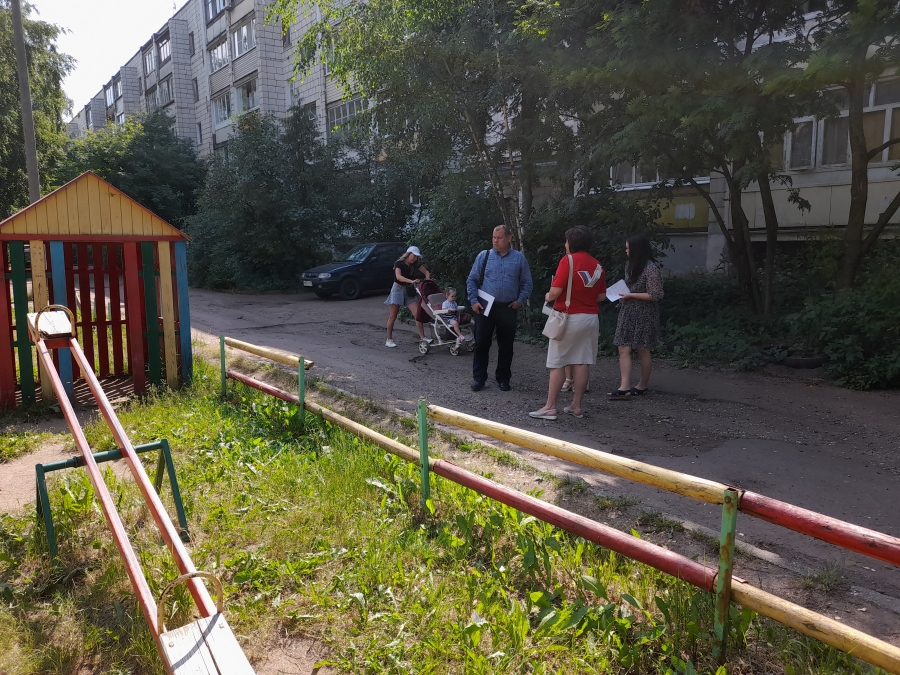 В Костроме обнаружены опасные для детей игровые площадки