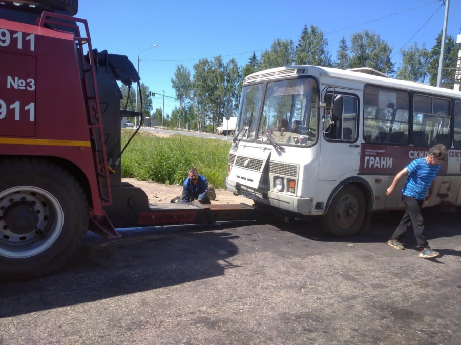 В Костроме возили пассажиров на опасном автобусе