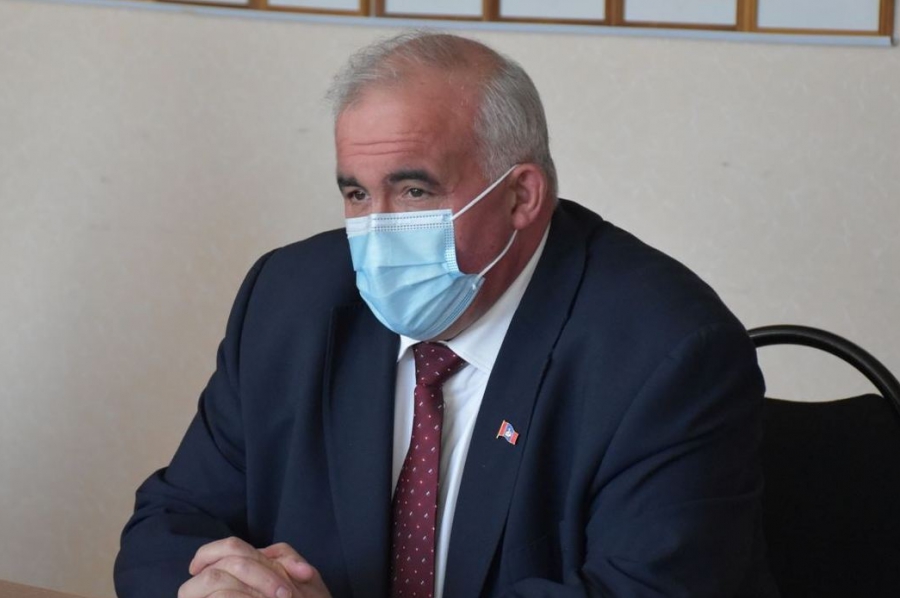 Губернатор Сергей Ситников переносит коронавирус бессимптомно