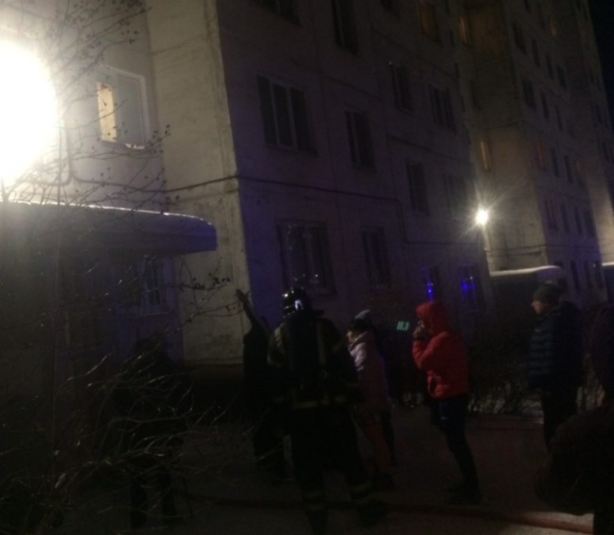 В Костроме на Рождество загорелась многоэтажка на Профсоюзной (ВИДЕО)