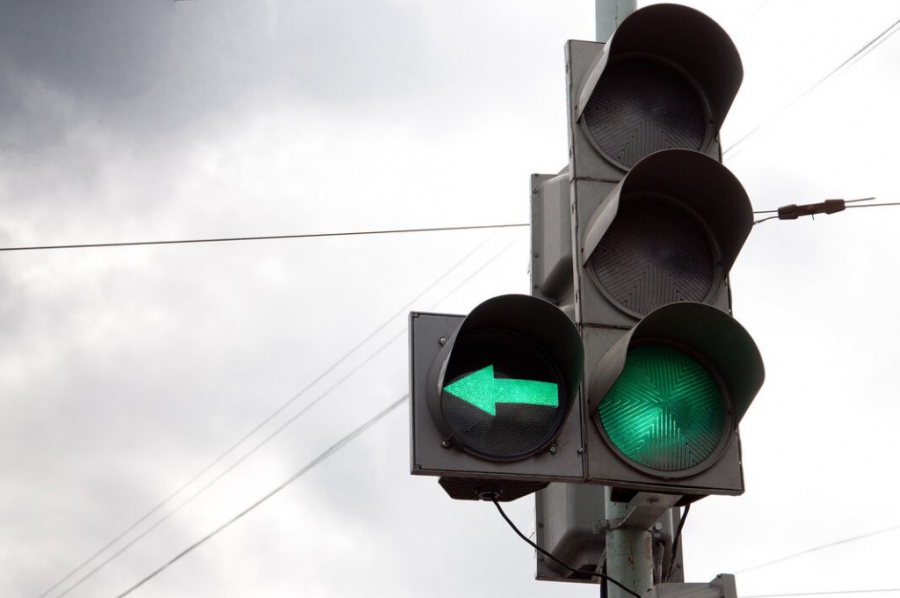 Костромичам советуют запомнить новый режим работы светофора в центре города