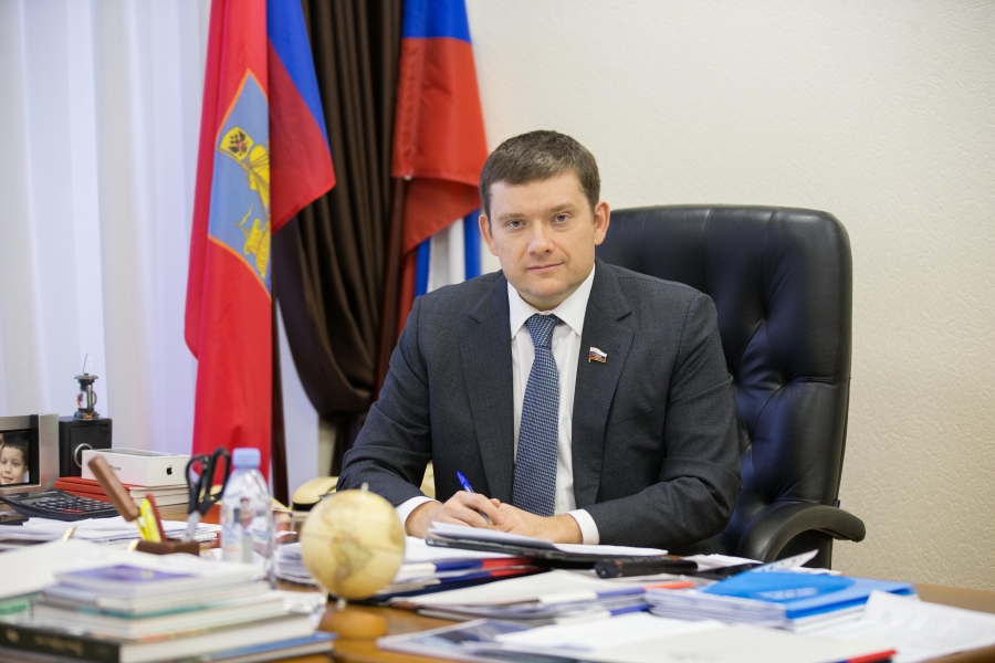 Зампредседателя Совета Федерации Николай Журавлев прокомментировал внесенный в госдуму законопроект о сносе и реконструкции жилья