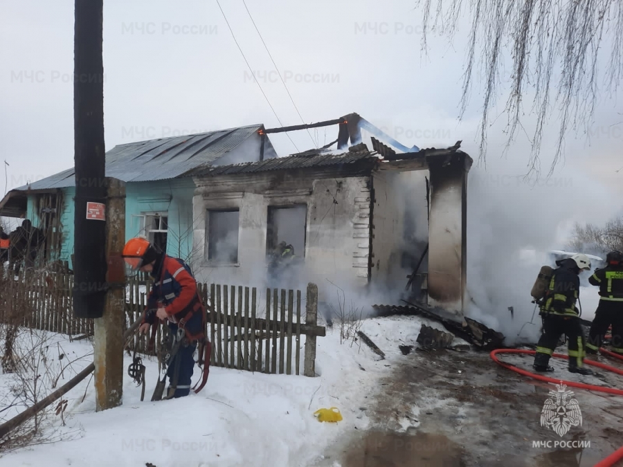Костромская многодетная семья осталась без крова из-за пожара
