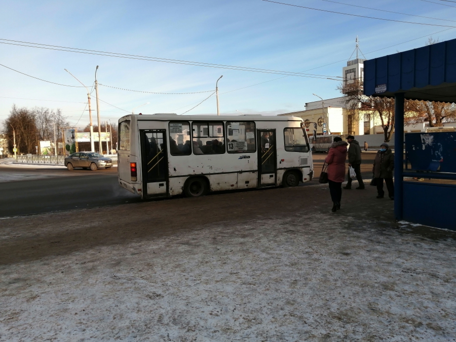 Власти Костромы взяли перевозку детей в транспорте под особый контроль