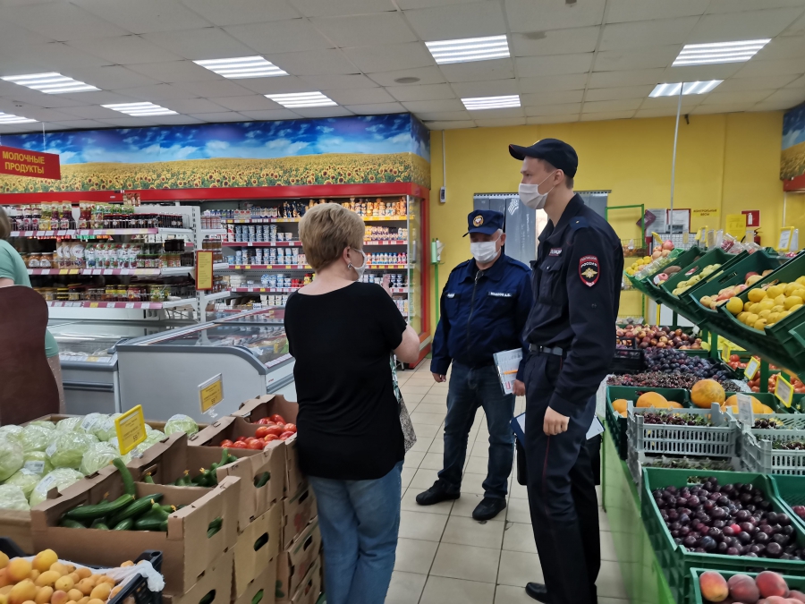 Рано расслабились: в Костроме продолжают штрафовать людей без масок