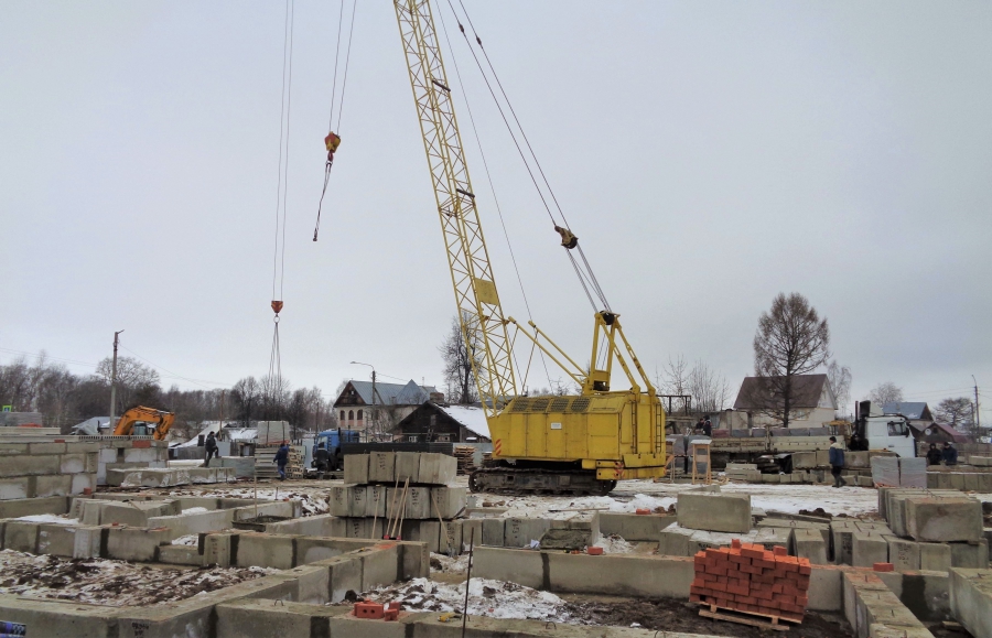 В Костроме заложен фундамент дома для переселенцев