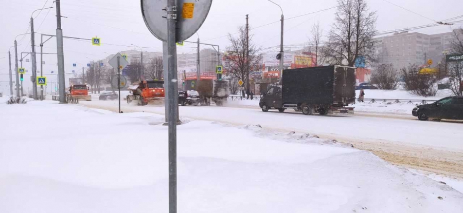Костромские дорожники достигли абсолютного максимума своих возможностей при уборке снега