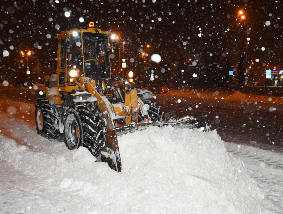 Уборкой снега с костромских дорог этой зимой займутся 664 единицы техники