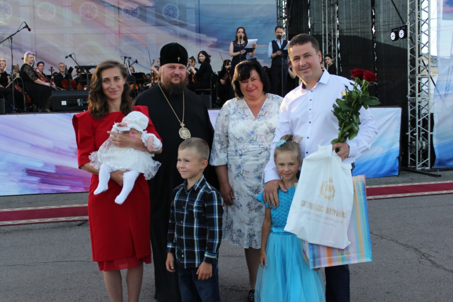 Костромские семьи наградили за любовь и верность (ФОТО)