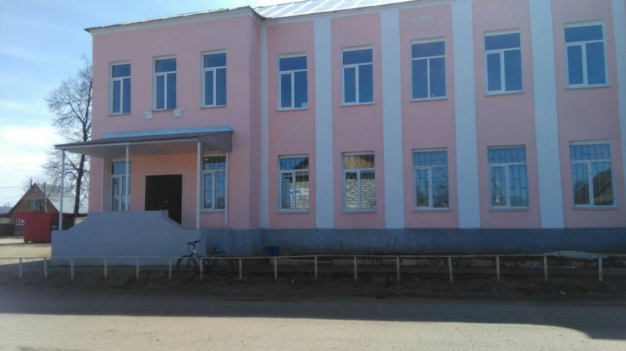 В Костромской области заведующая отделением одной из больниц поделилась своей премией с санитарками