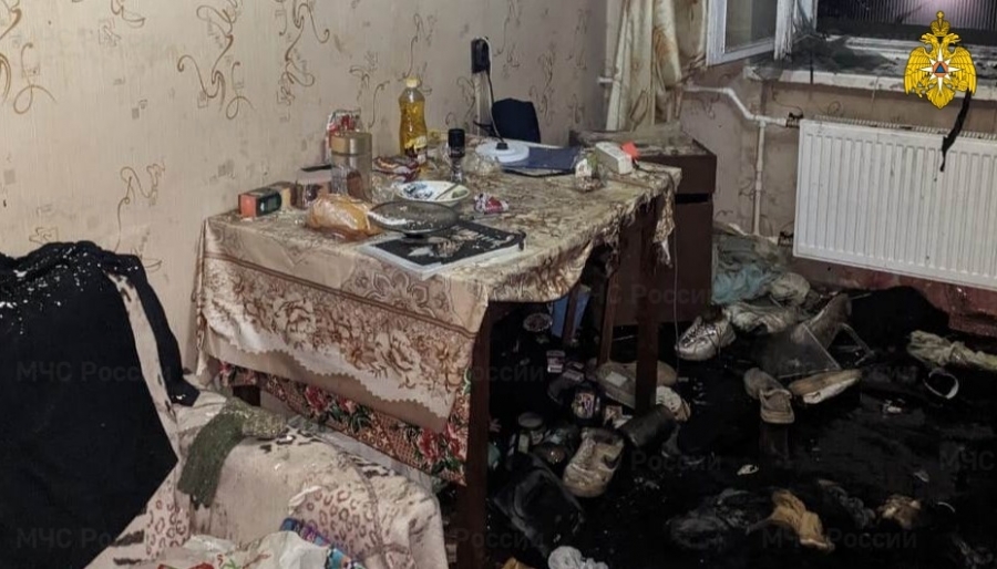 Пожар в многоквартирном доме в центре Костромы едва не унес жизнь пожилого мужчины
