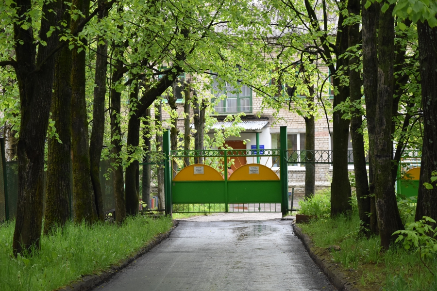 В Костроме продолжатся ремонты подъездных путей к садикам и школам