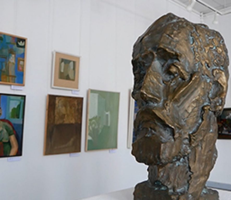 Современное искусство в ретроспективе: галерея показывает работы лучших художников в истории Костромы