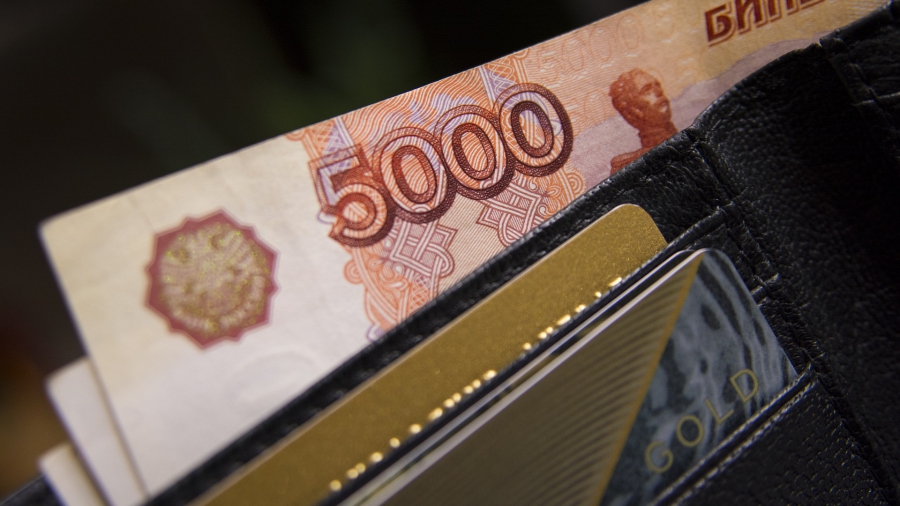 Костромские семьи могут получить по 10 тысяч рублей к Новому году