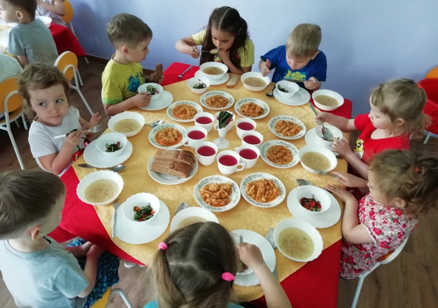 Костромские родители смогут задать вопросы по питанию в детсадах области