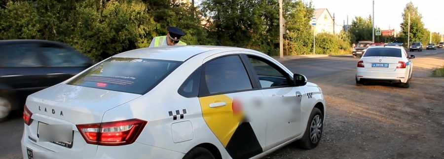 Костромские водители нарушают ПДД, несмотря на предупреждения о рейдах