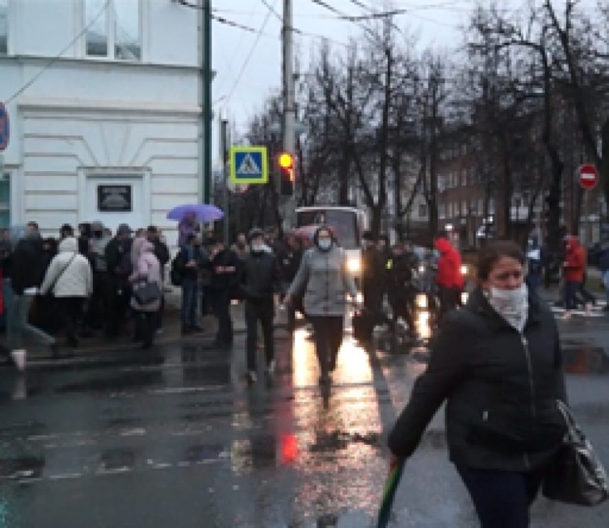 Мирный протест, мирный разгон: 21 апреля в Костроме прошла акция протеста