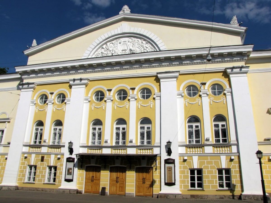 Костромской драмтеатр предлагает горожанам сдать билеты на спектакли