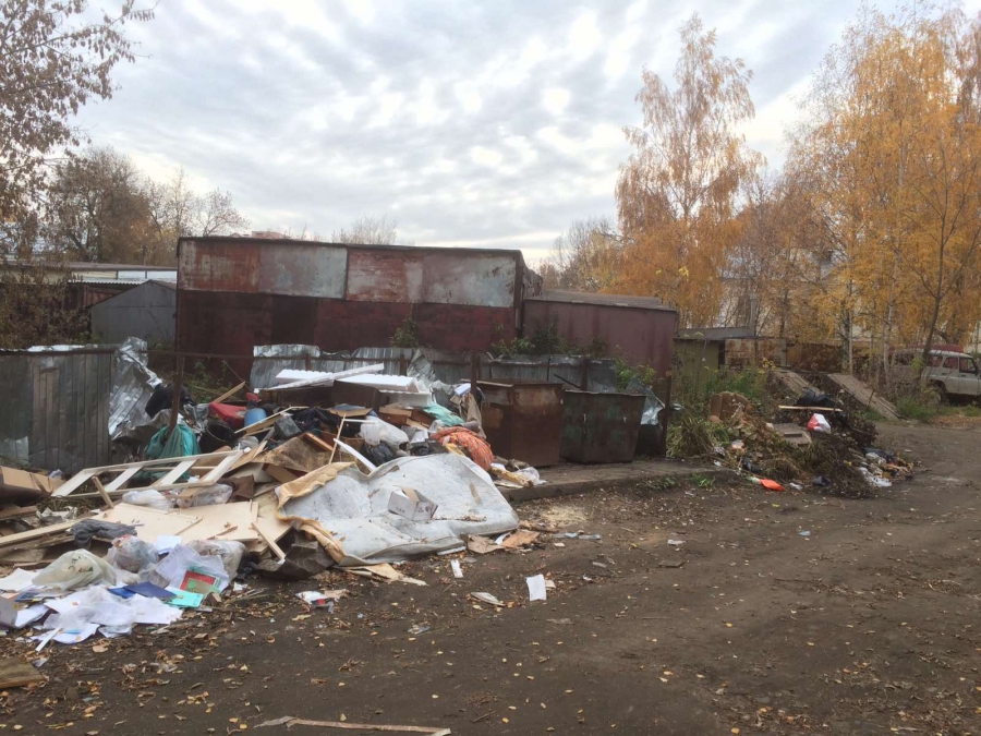 В Костроме названы управляющие компании, ответственные за мусорные кучи у домов