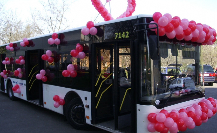 В Костромскую область поступят новые городские и школьные автобусы, а также автомобили «скорой»