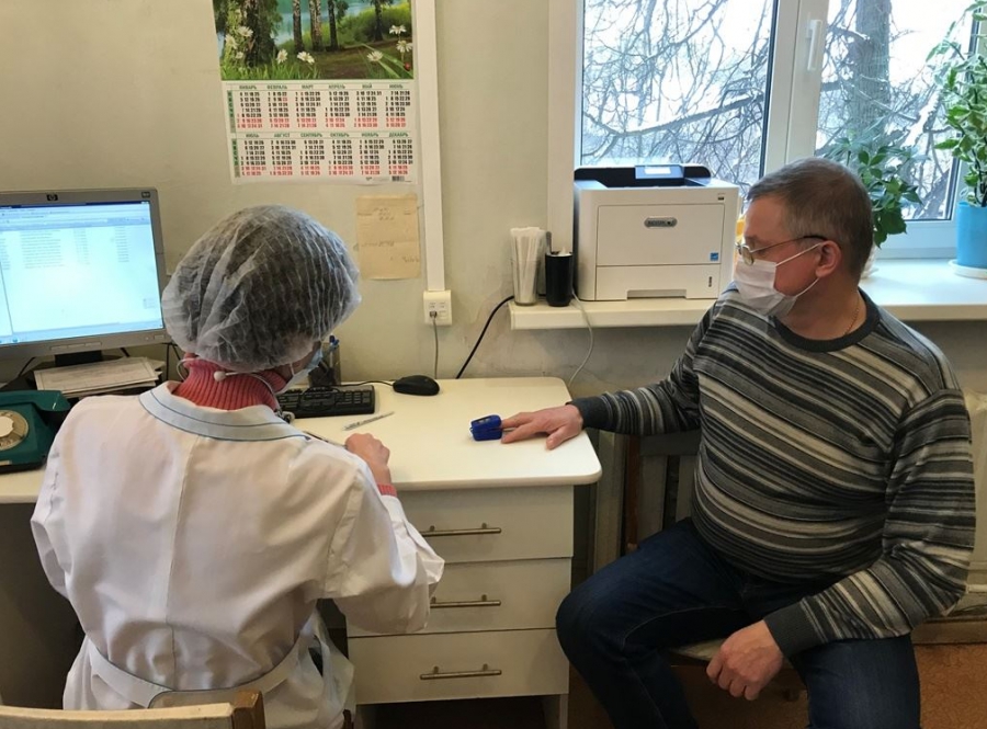 В Костроме первые 30 учителей получили прививки от коронавируса