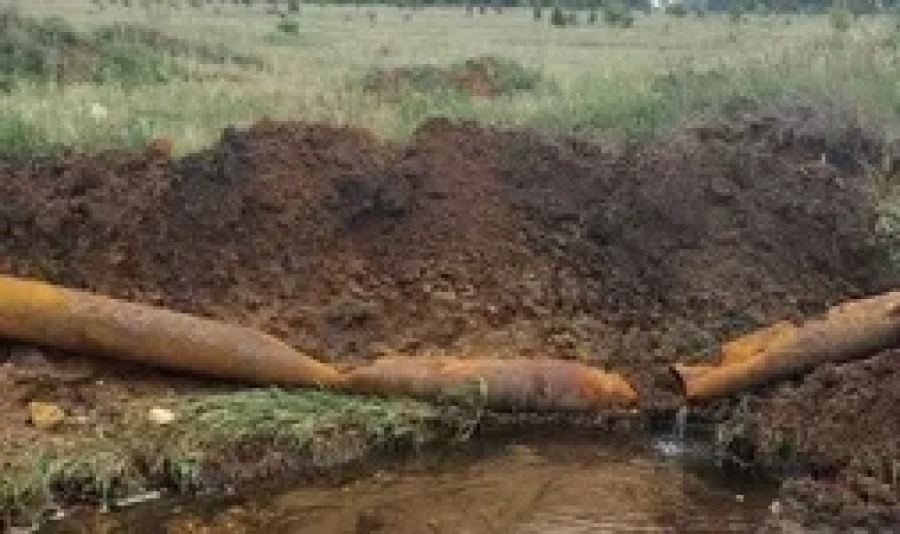 «Охотники за металлом» украли в костромской деревне 5-метровый кусок трубопровода