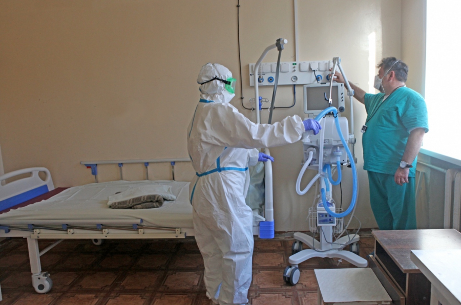 В костромских больницах разворачивают дополнительные койки для больных ковидом