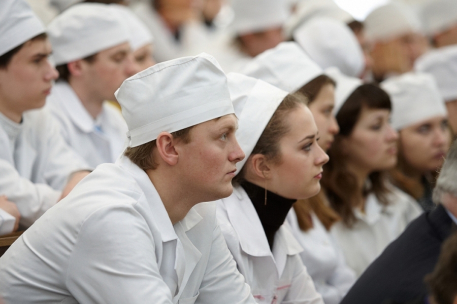Костромские студенты-целевики медицинских специальностей должны быть обеспечены жильем