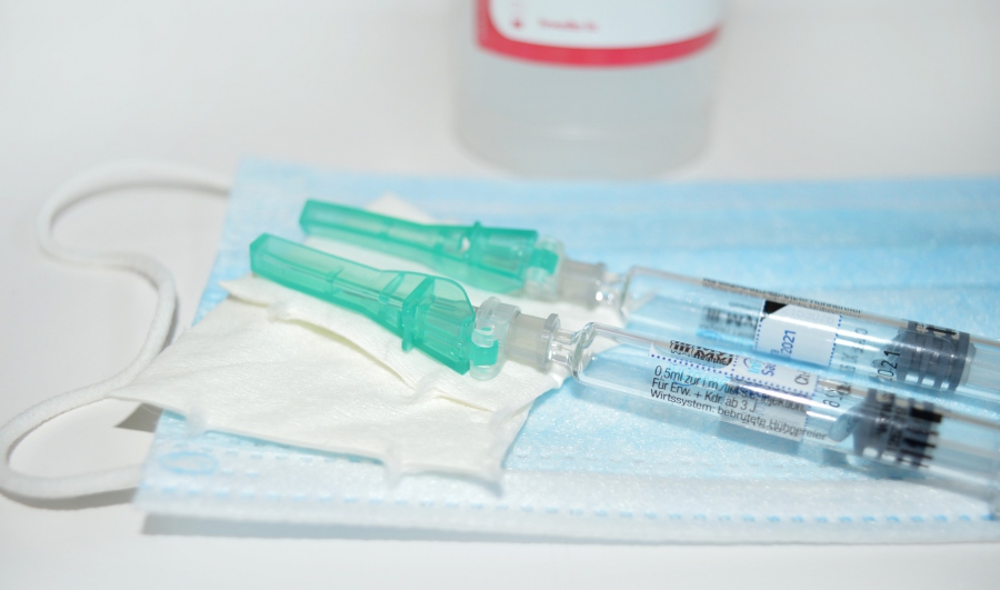 Костромичка может стать инвалидом из-за отказа от антиковидной прививки