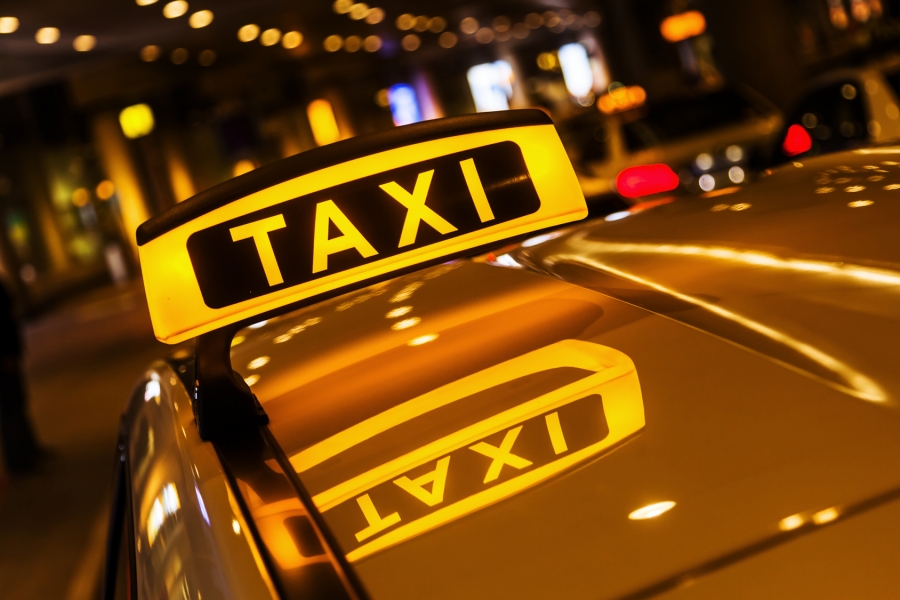 Костромичи теперь могут быстрее оформить лицензию на такси