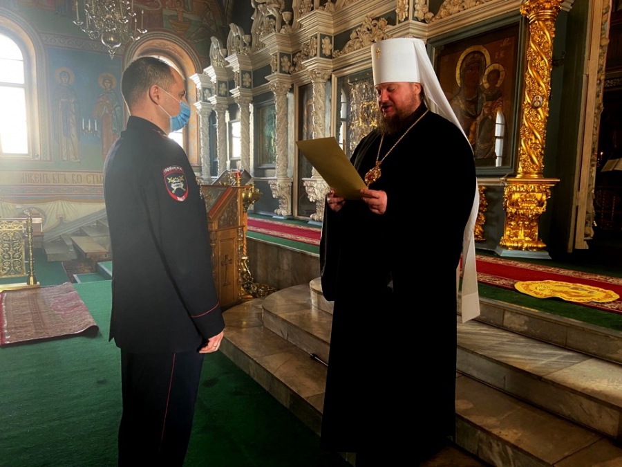 Начальника костромского УГИБДД наградили медалью великомученика Феодора Стратилата