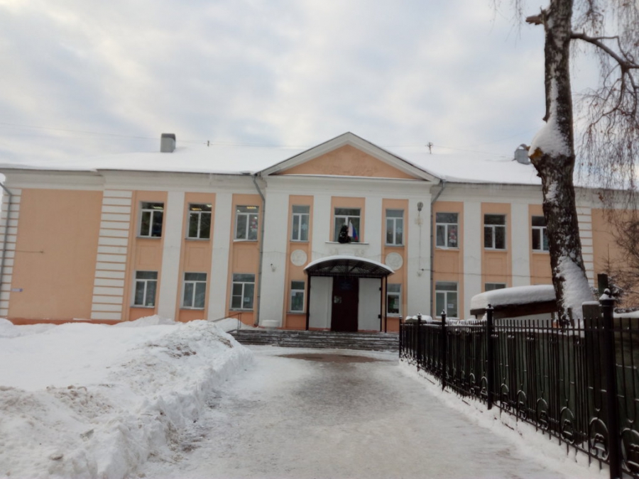 В Костромской области из-за короновируса и ОРВИ закрывают школы и группы детсадов